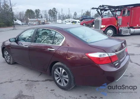 2013 Honda Accord Lx z USA, uszkodzony, nr VIN 1HGCR2F33DA126158